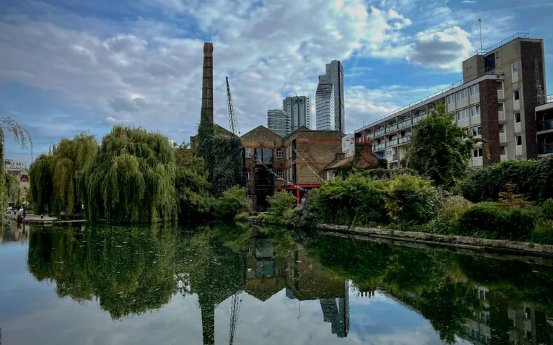 Commercial buildings in Hammersmith & Fulham